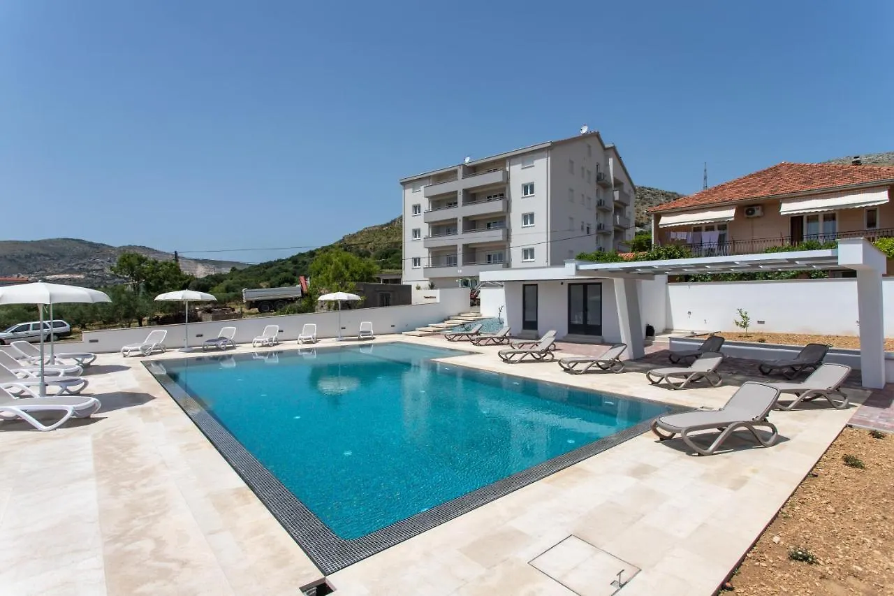 Apartments Top Hill Trogir Croatia