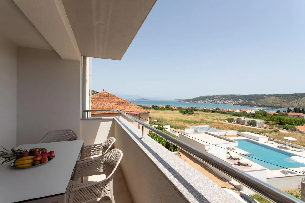 Apartments Top Hill Trogir