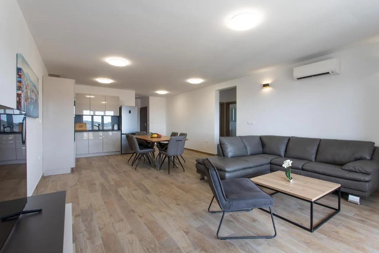 Apartments Top Hill Trogir